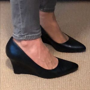 Cole Haan wedge in gorgeous metallic navy blue